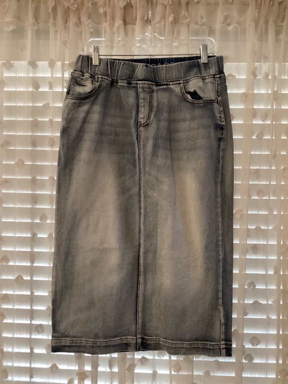 NUGGLES Women’s Medium Denim Skirt